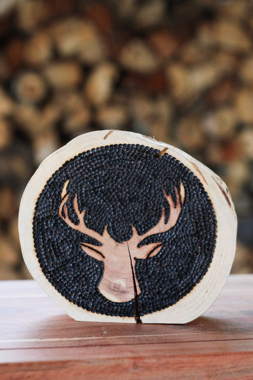 Deer Shelf Sitter