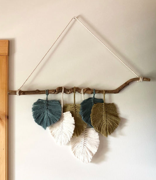 Ocean Sands Feather Wall Hanging